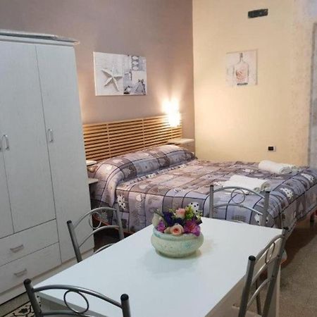 Appartamento House Bianca 9 Napoli Esterno foto